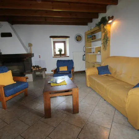 Vrecourt, 3 Pieces, 5 Personnes - Fr-1-589-245 Feriehus Vrécourt