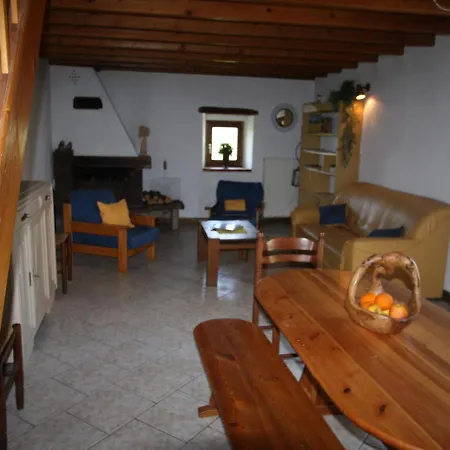 Vrecourt, 3 Pieces, 5 Personnes - Fr-1-589-245 * Vrécourt